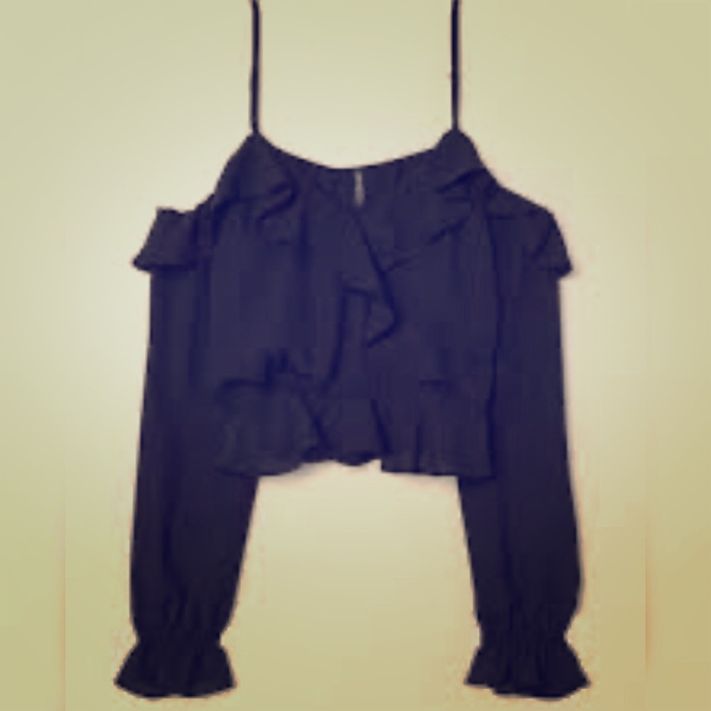 H&M Cold Shoulder Crop Top